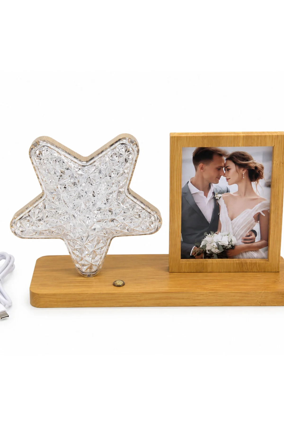 Lampă LED decorativă cu ramă foto pe suport din lemn, alimentată prin USB, design modern, ideală pentru birou, dormitor și living.
