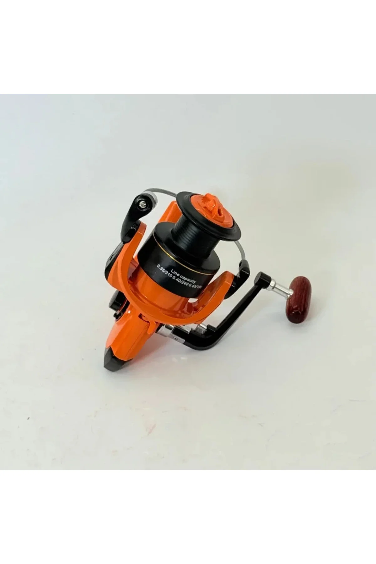 Mulineta de pescuit AL6000 – Tambur metalic, Capacitate fir 0.35/310 mm, Sistem Digigear robust, Rotor Airdrive, Mâner din lemn, Culoare portocaliu-negru